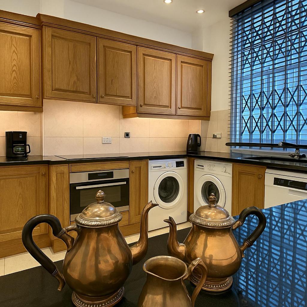 Estatesmen Knightsbridge London