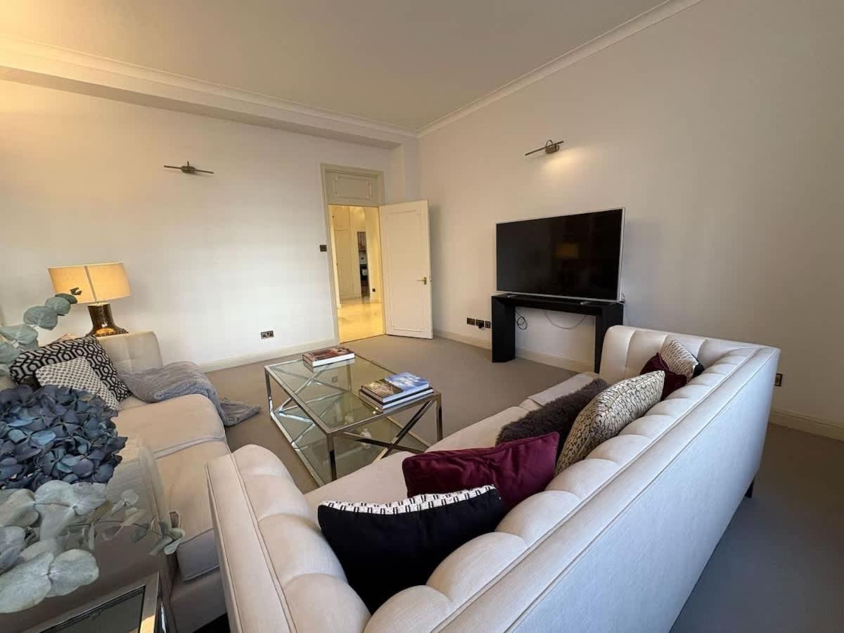 Estatesmen Knightsbridge Apartment